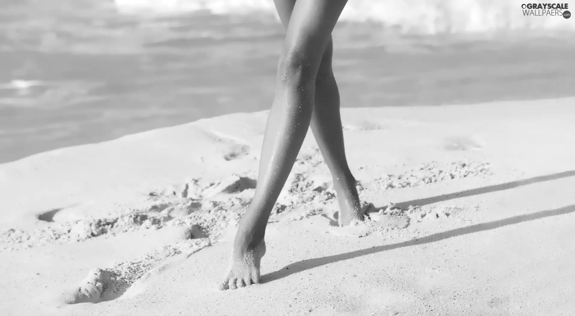 Beaches, Women, legs