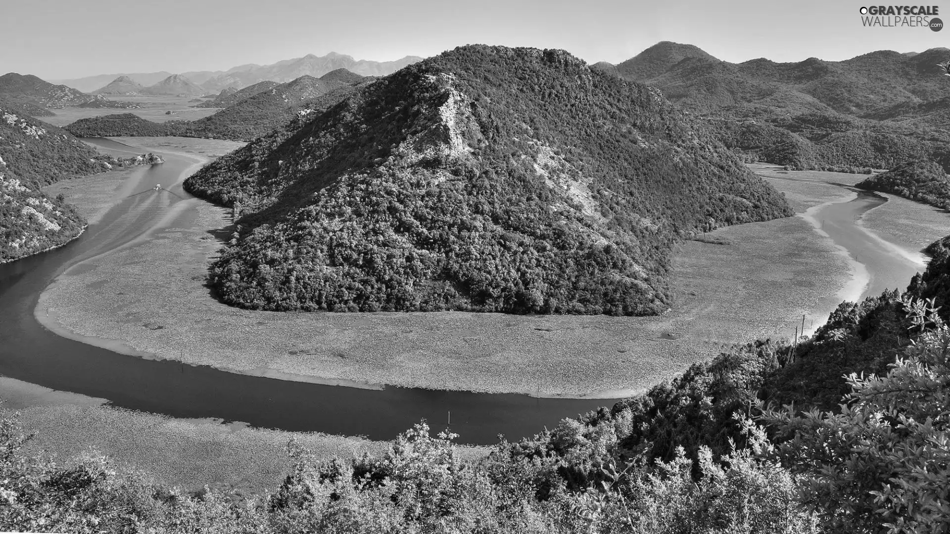 Islet, Mountains, River