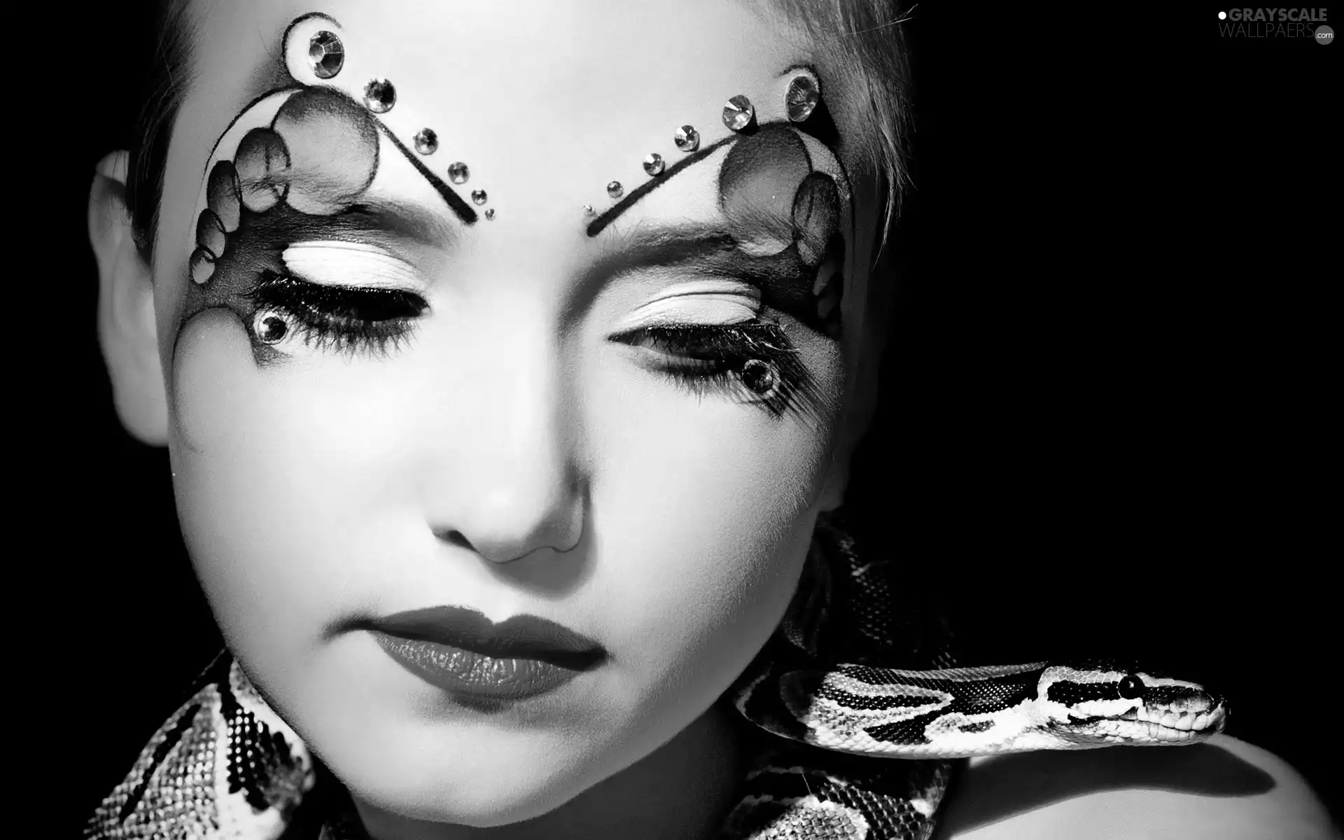 Snake, girl, make-up