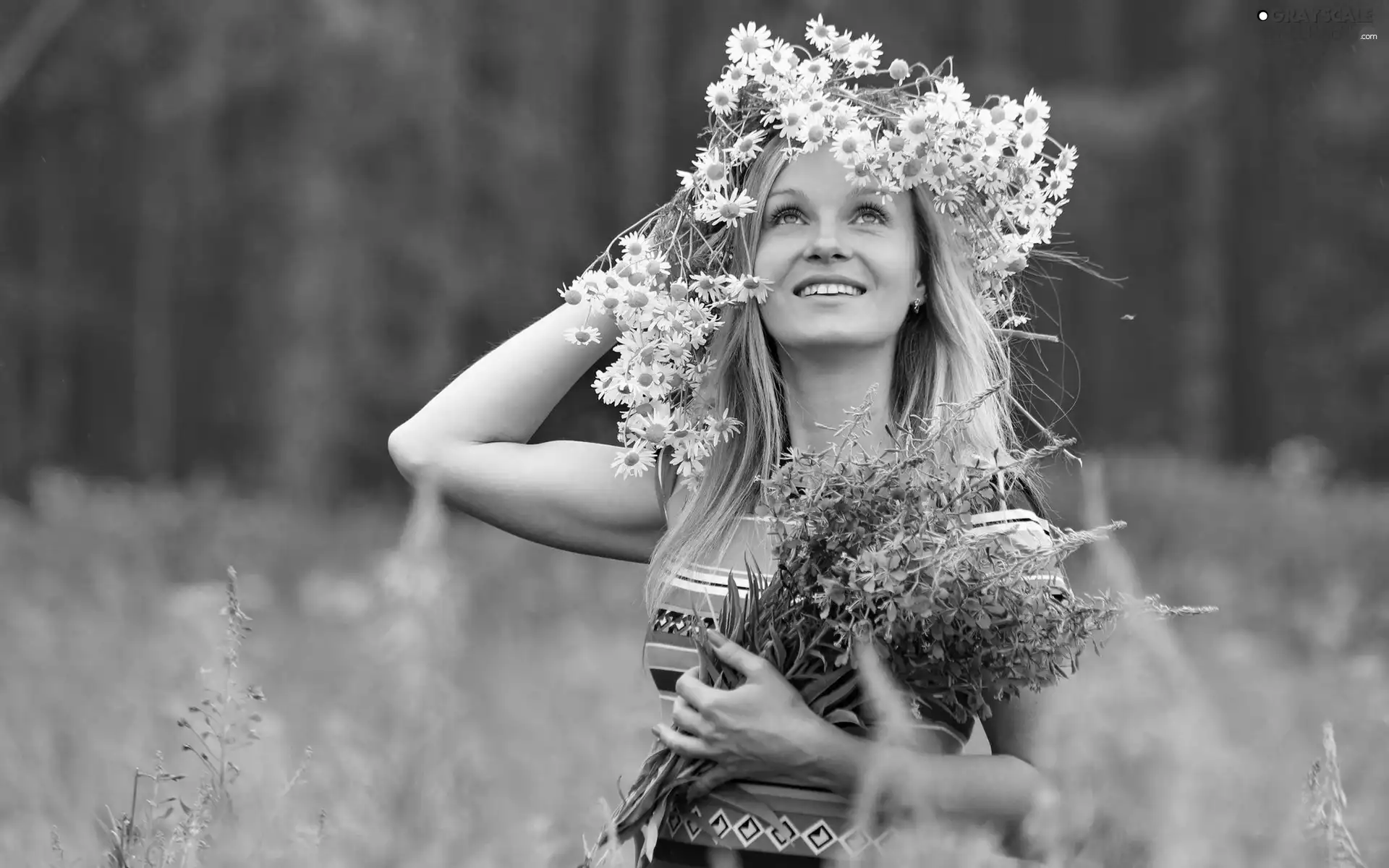 small bunch, Blonde, car in the meadow, forest, flowers, wreath